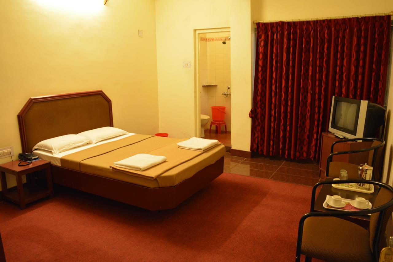 Hotel Blue Hills International Ooty Exterior photo